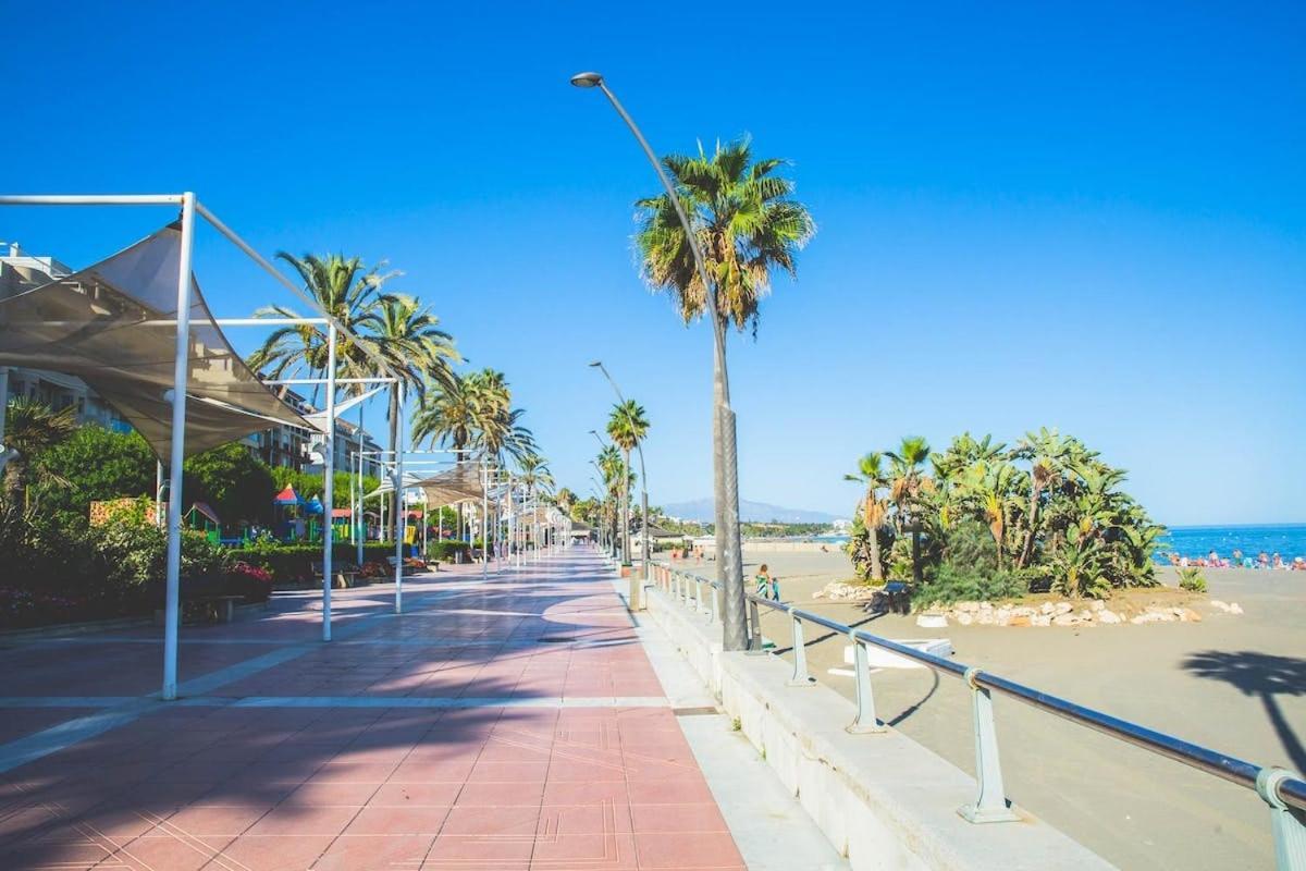 Espectacular Piso En Primera Linea De Playa Естепона Екстер'єр фото